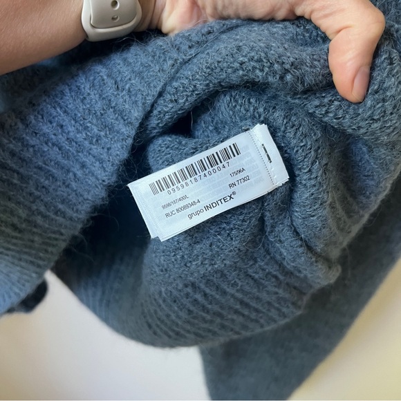 ZARA Cropped Cozy Knit Sweater - Picture 5 of 6